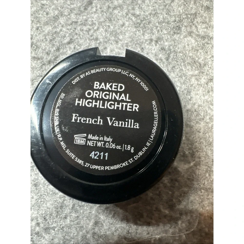 Laura Geller Baked Highlighter Natural Glow FRENCH VANILLA 0019002B 0.06oz